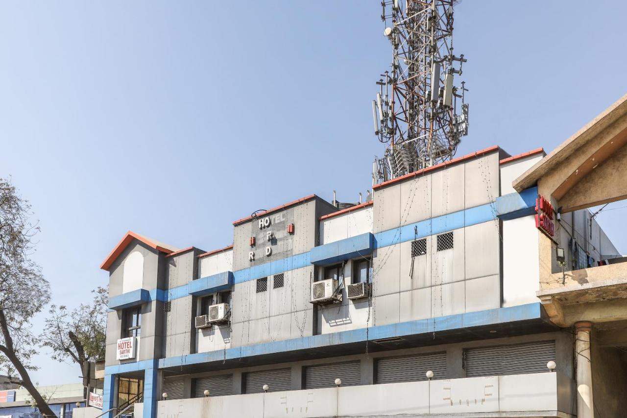 Oyo 69877 Hotel Sarthi Residency Ahmedabad Esterno foto